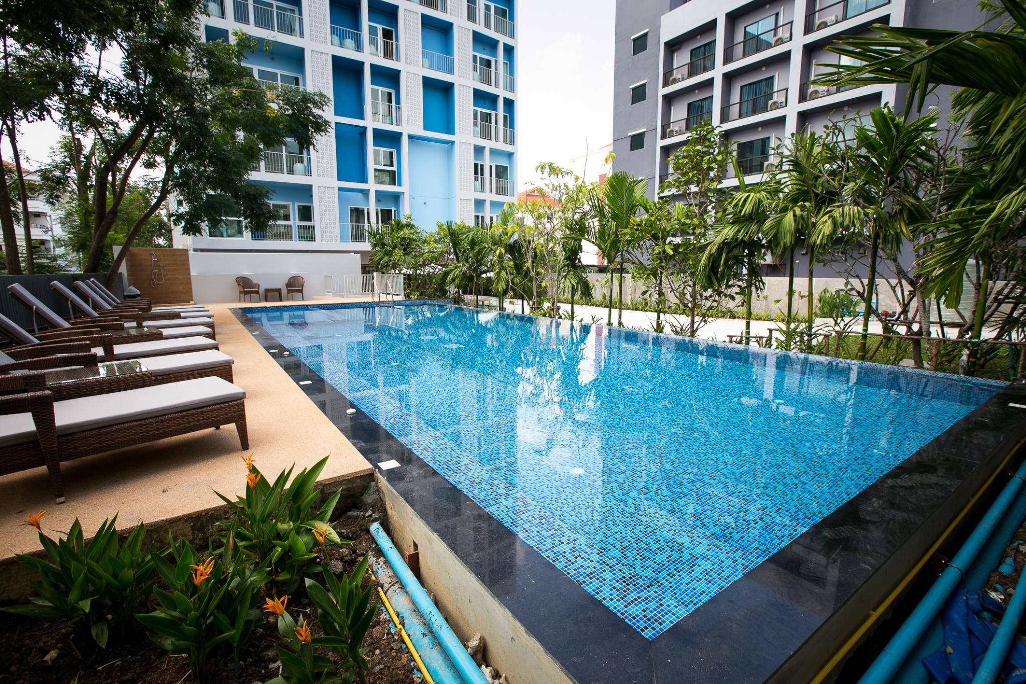 Deeprom Pattaya Hotel Exterior photo